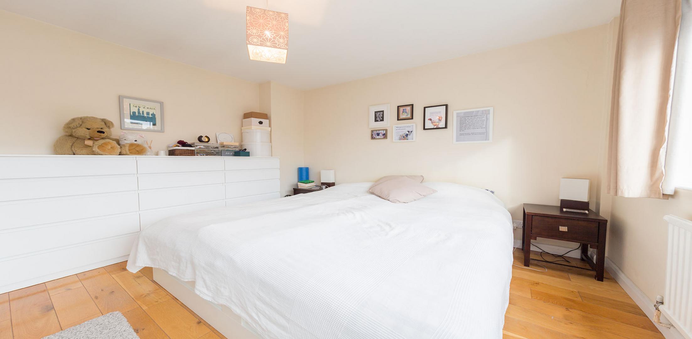 			1 Bedroom, 1 bath, 1 reception Apartment			 Fairfax Road, SWISS COTTAGE